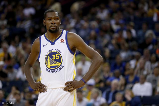 香港屋邨篮球青年访京 名宿马布里现场暖心指导